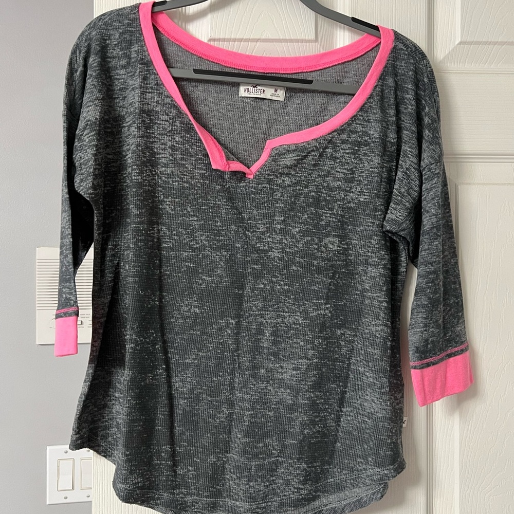 Hollister Medium Long Sleeve 🩷